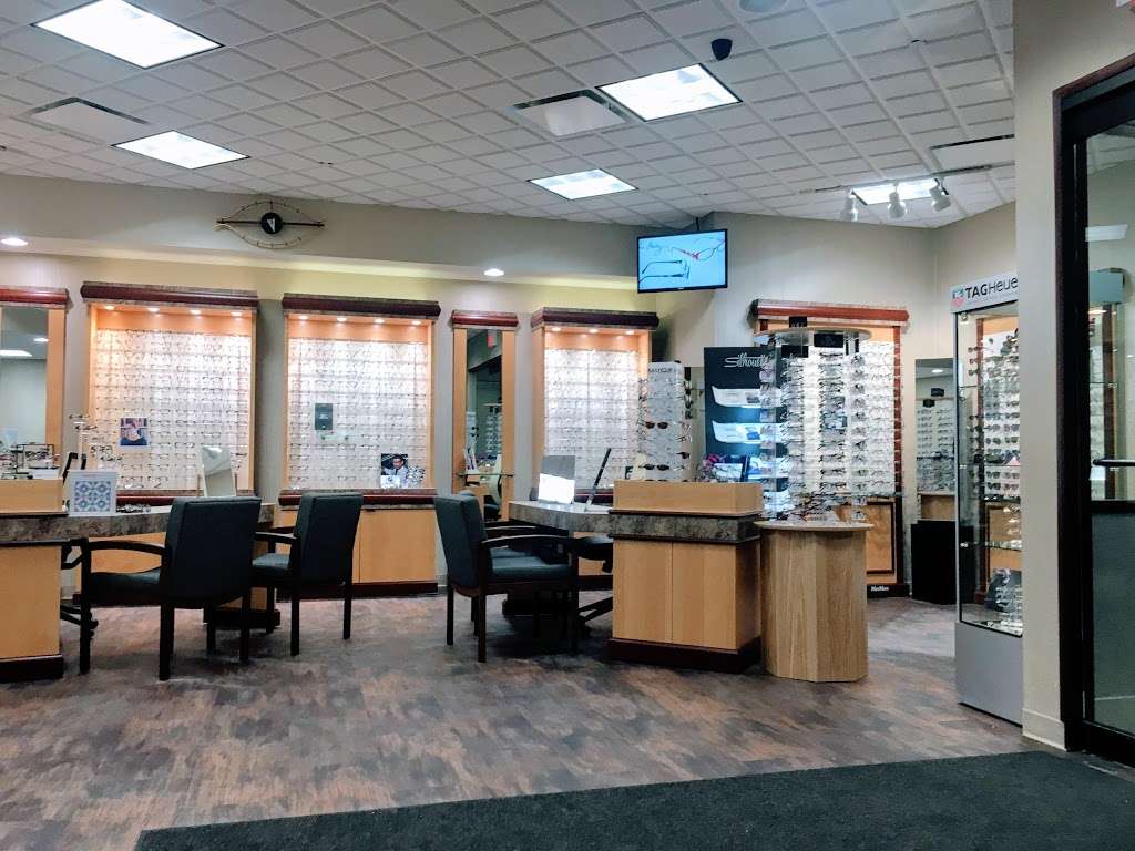 Carillon Vision Care | 1900 Waukegan Rd, Glenview, IL 60025, USA | Phone: (847) 657-8787