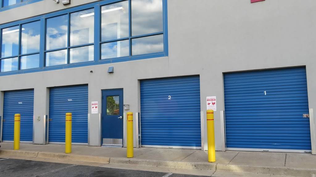 Self Storage Plus | 605 S Ball St, Arlington, VA 22202, USA | Phone: (703) 413-4833