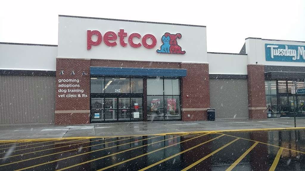 Petco Animal Supplies | 242 N West End Blvd, Quakertown, PA 18951, USA | Phone: (215) 892-9007