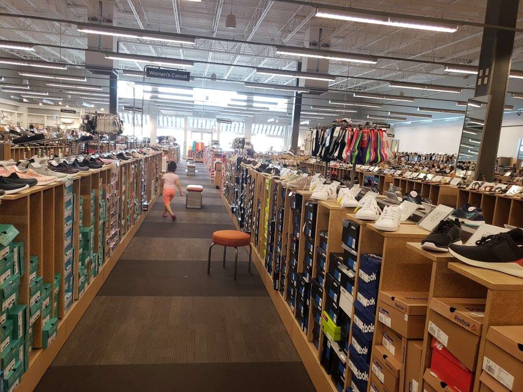 DSW Designer Shoe Warehouse | 10060 Reisterstown Rd, Owings Mills, MD 21117, USA | Phone: (410) 202-8506