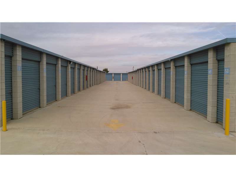 Extra Space Storage | 16730 Walnut St, Hesperia, CA 92345, USA | Phone: (760) 523-0557