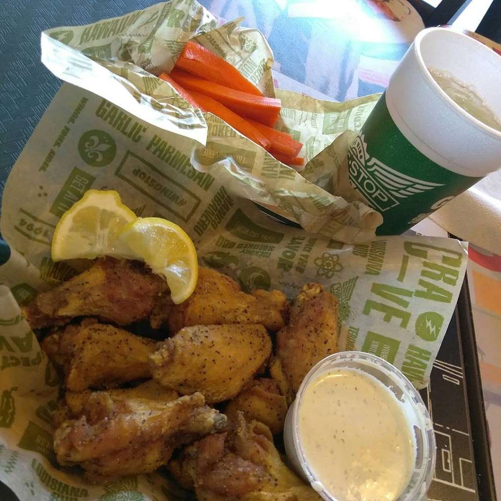 Wingstop | 820 E Cartwright Rd #130, Mesquite, TX 75149, USA | Phone: (972) 216-1700