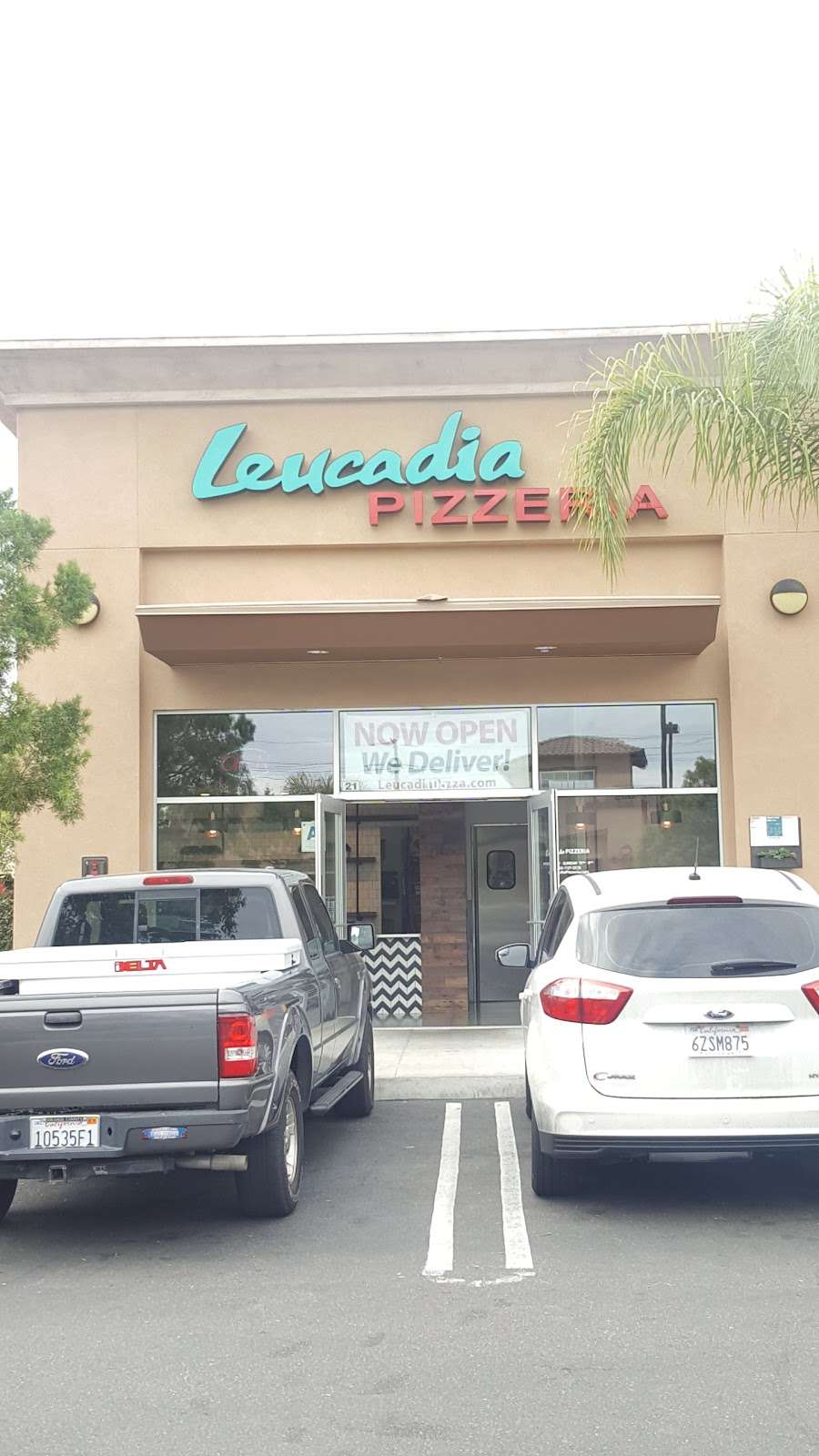 Leucadia Pizzeria Shadowridge | 2215 S Melrose Dr Suite 105, Vista, CA 92081, USA | Phone: (760) 727-2223