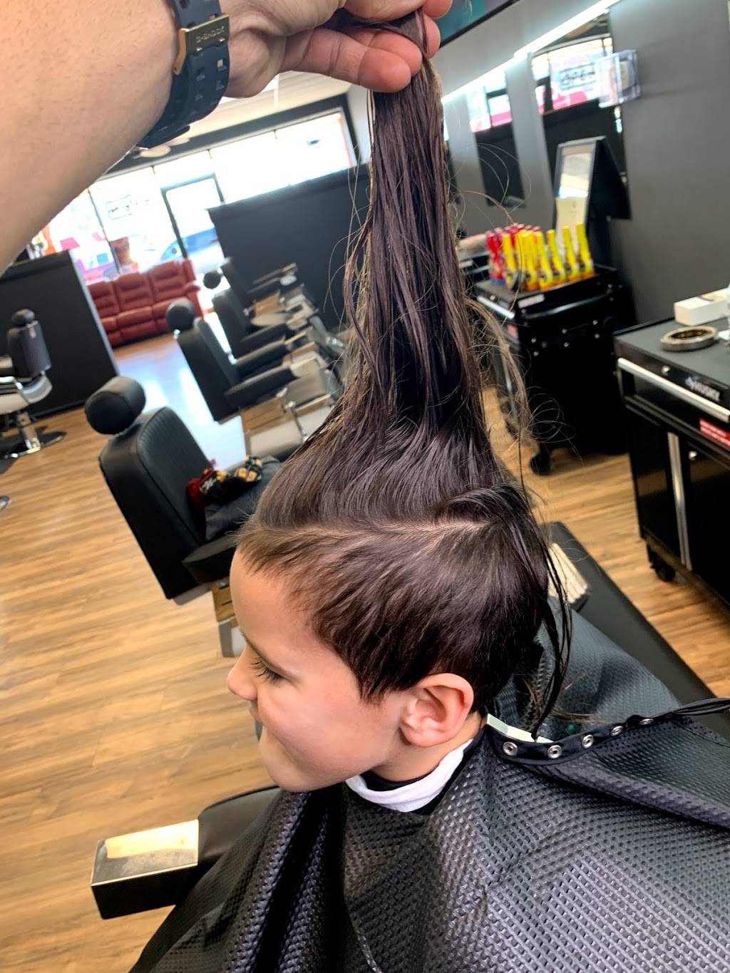 Extreme cuts & styles | 549 Newtown Rd UNIT 109, Virginia Beach, VA 23462, USA | Phone: (757) 724-6050