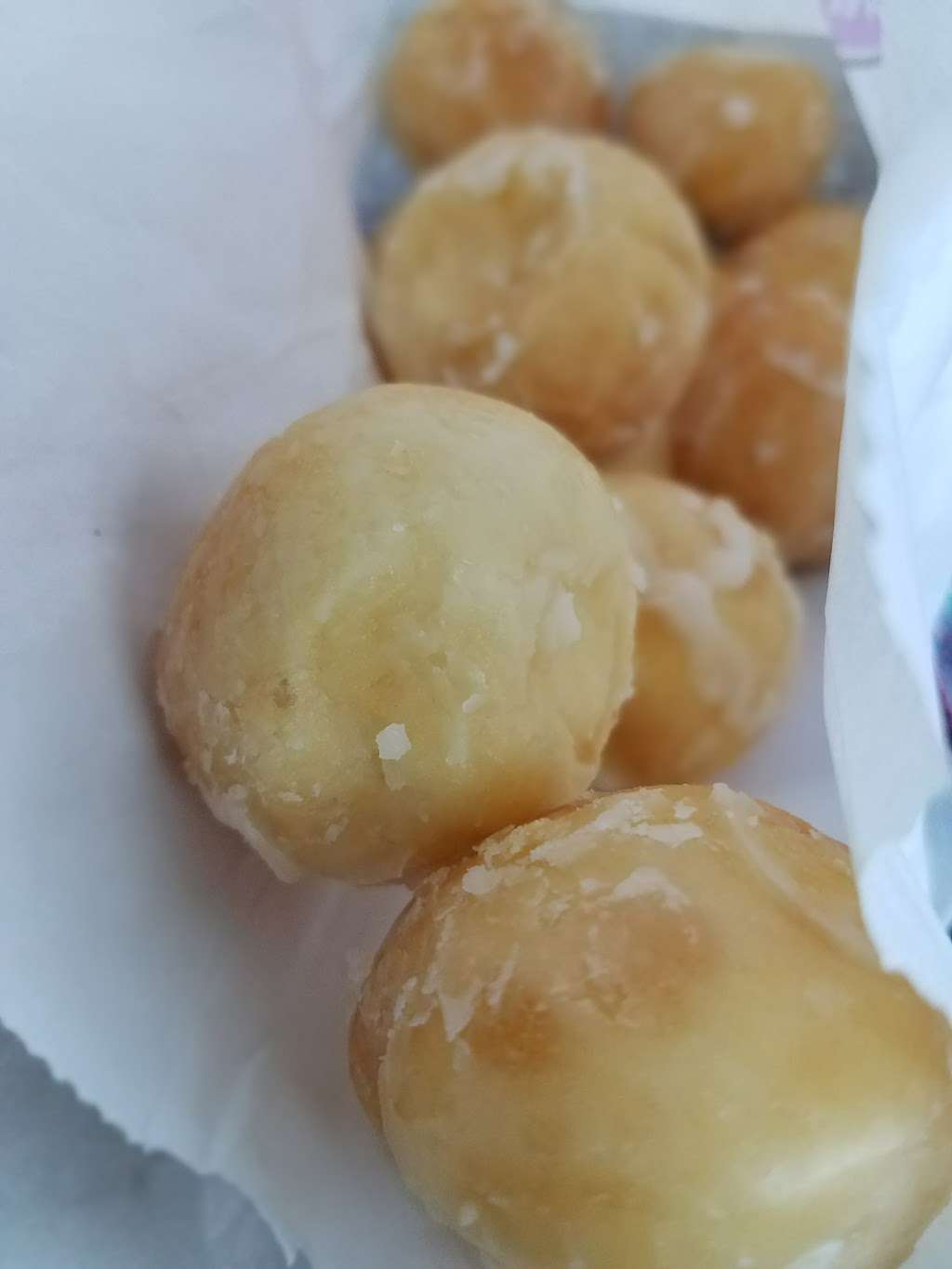 Denna Donuts | 304 Willcox St, Anahuac, TX 77514, USA | Phone: (409) 267-6521