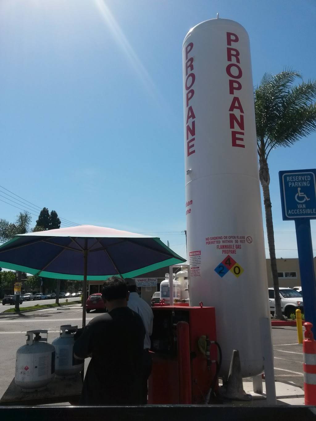 Stanton 76 Propane | 12493 Beach Blvd, Stanton, CA 90680, USA | Phone: (714) 485-0839