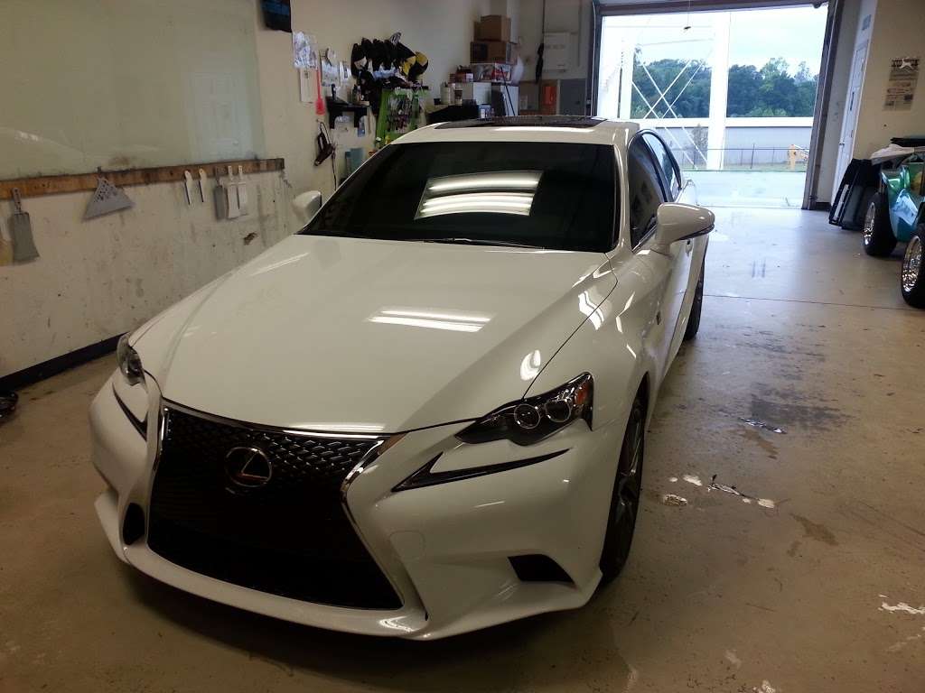 Russos Tinting | 6137 Denver Industrial Park Rd, Denver, NC 28037, USA | Phone: (704) 489-0443