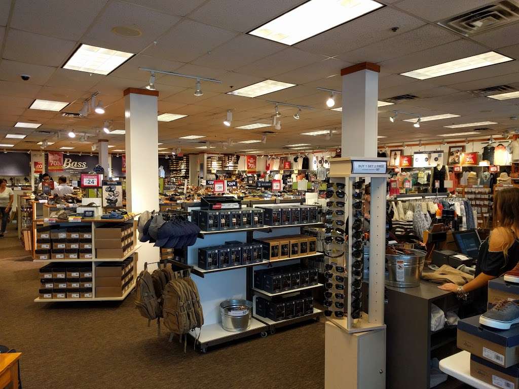 Bass Factory Outlet | JACKSON PREMIUM OUTLETS, 537 Monmouth Rd #334, Jackson, NJ 08527, USA | Phone: (732) 833-2066