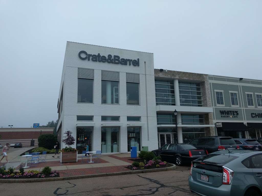 Crate and Barrel | 98 Derby St, Hingham, MA 02043 | Phone: (781) 749-8100