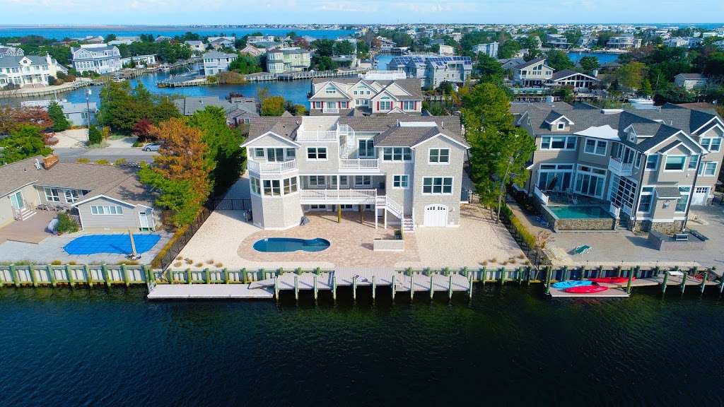 Sonia Ward Real Estate | 1000 Long Beach Blvd, Manahawkin, NJ 08050, USA | Phone: (609) 709-4600