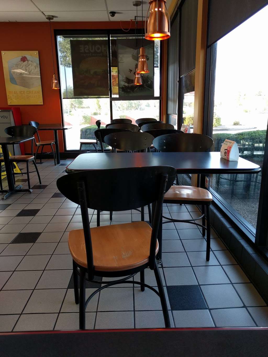 Jack in the Box | 955 East Riggs Road, Chandler, AZ 85249, USA | Phone: (480) 802-7807