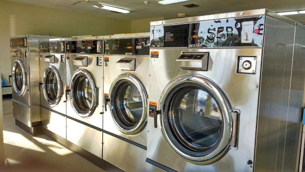 A Laundromat of Port St. John/Cocoa (24 HOURS) | 732 West Ave, Cocoa, FL 32927, USA | Phone: (321) 636-7800