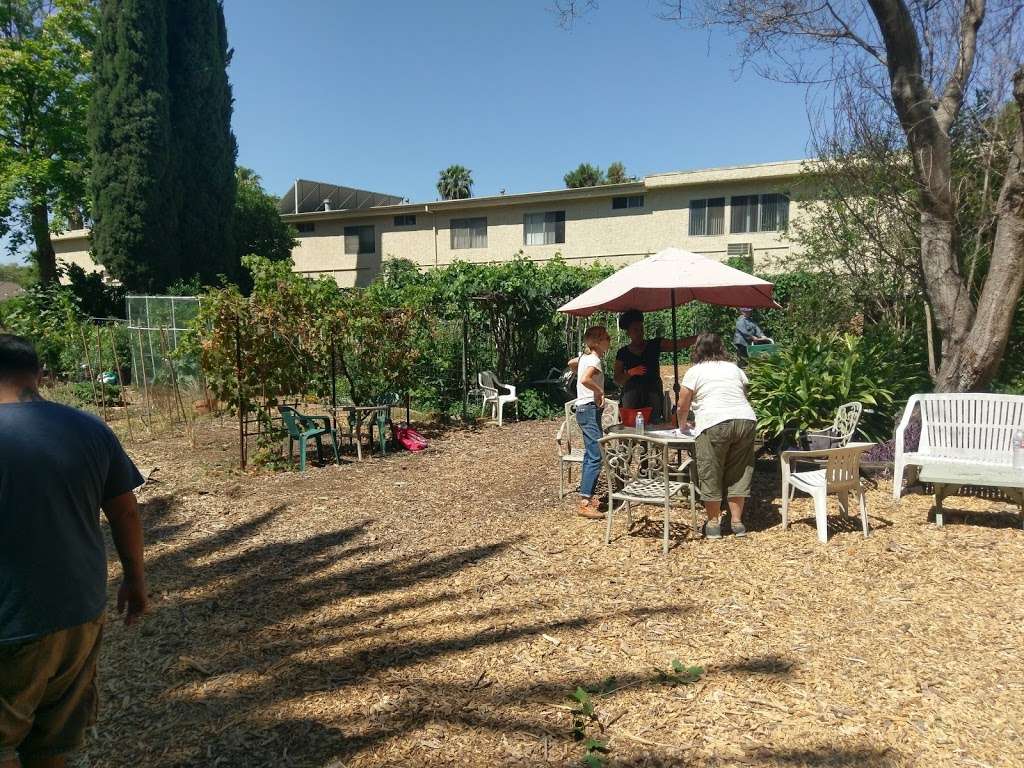 North Hollywood Community Garden | 11800 Weddington St, Valley Village, CA 91607, USA