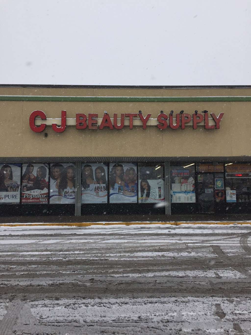 C J Beauty Supply | 800 N Kedzie Ave #110, Chicago, IL 60651, USA | Phone: (773) 638-4411