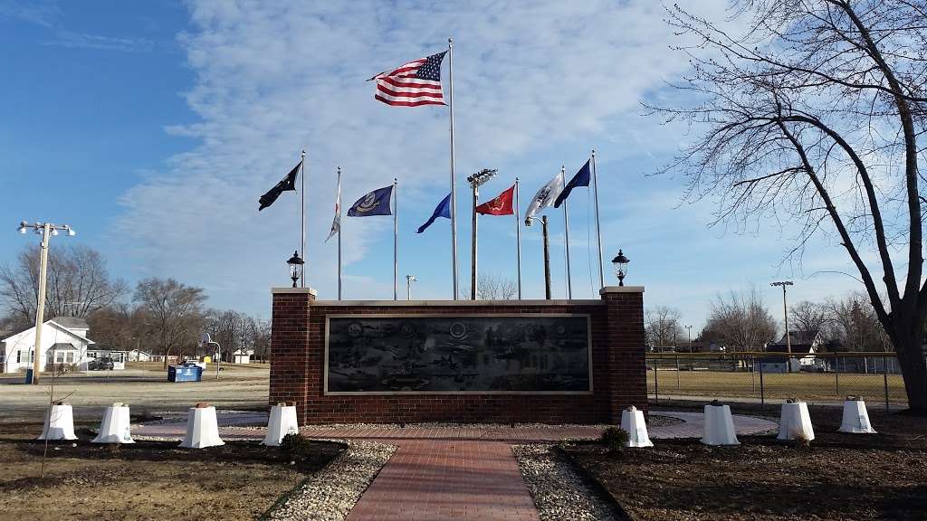 Veterans Memorial | 715 E Mill St, Summitville, IN 46070