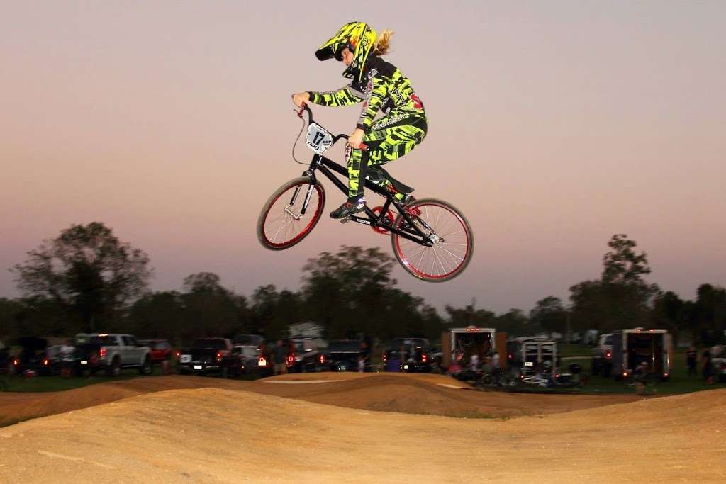 Pearland BMX | 5657 Morning Dove Ln, Alvin, TX 77511, USA | Phone: (281) 485-0337