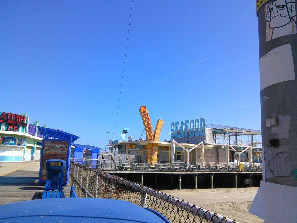 Curleys Fries | 2416 Boardwalk, Wildwood, NJ 08260