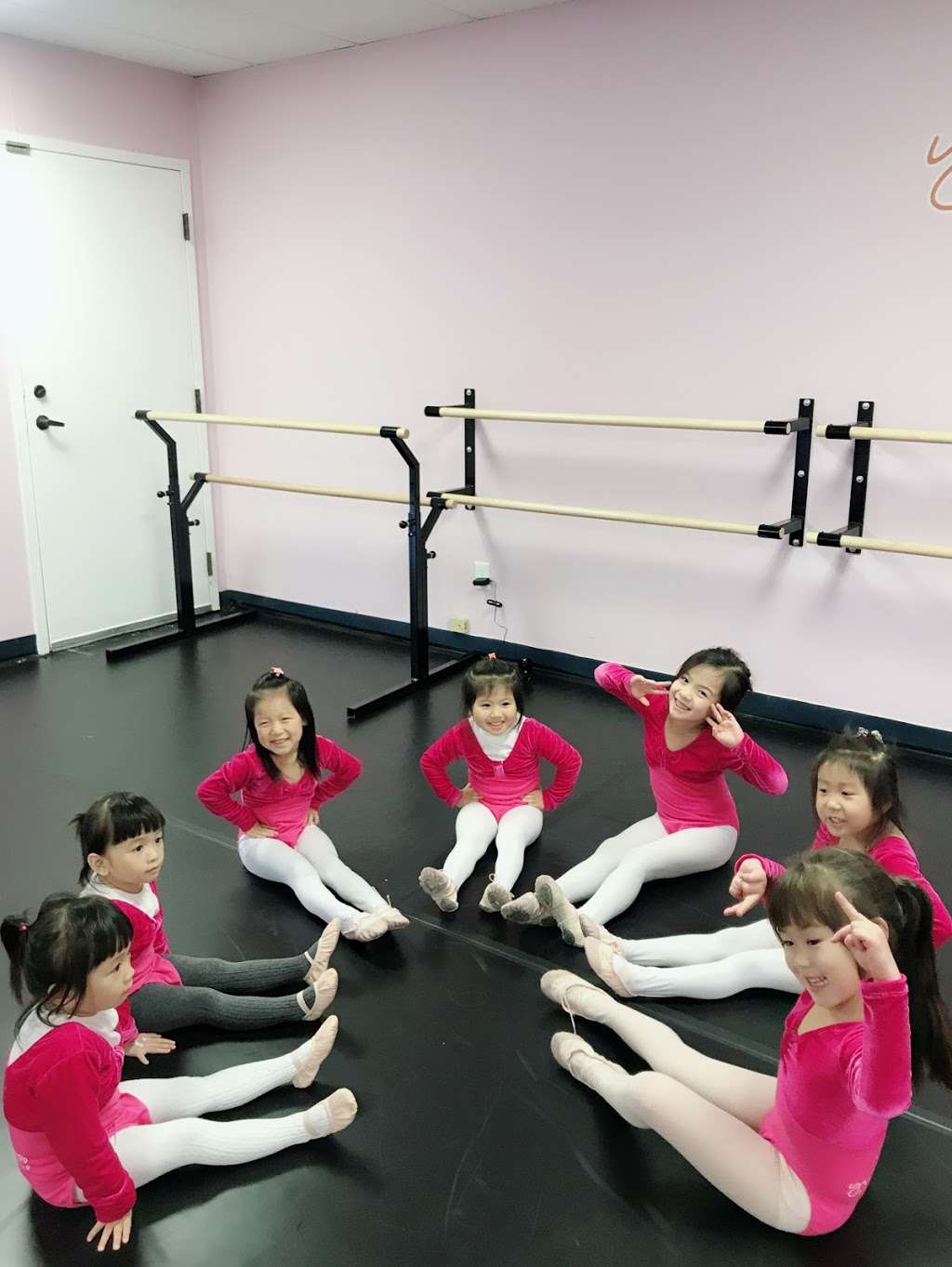 Yueyao Dance Studio | 43216 Christy St, Fremont, CA 94538, USA | Phone: (510) 499-2938