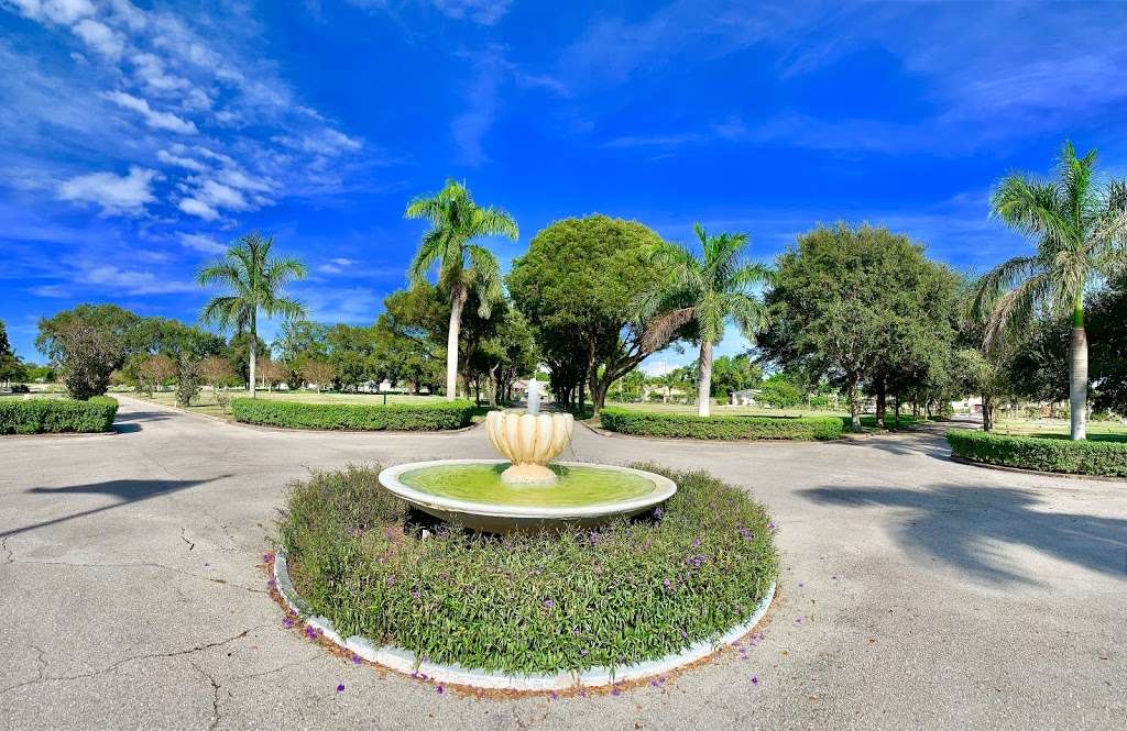 Delray Beach Memorial Gardens Municipal Cemetery | 700 SW 8th Ave, Delray Beach, FL 33446, USA | Phone: (561) 243-7050