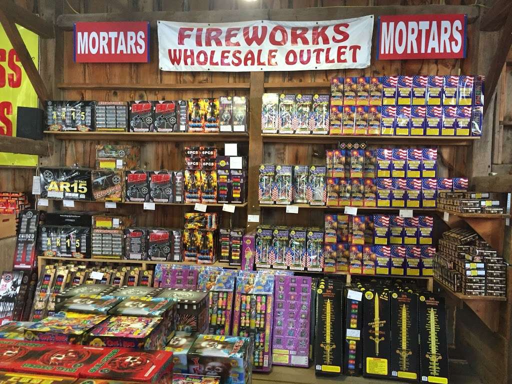 The Fireworks Superstore | 106 New Brodheadsville Blvd S, Brodheadsville, PA 18322, USA | Phone: (570) 992-2215