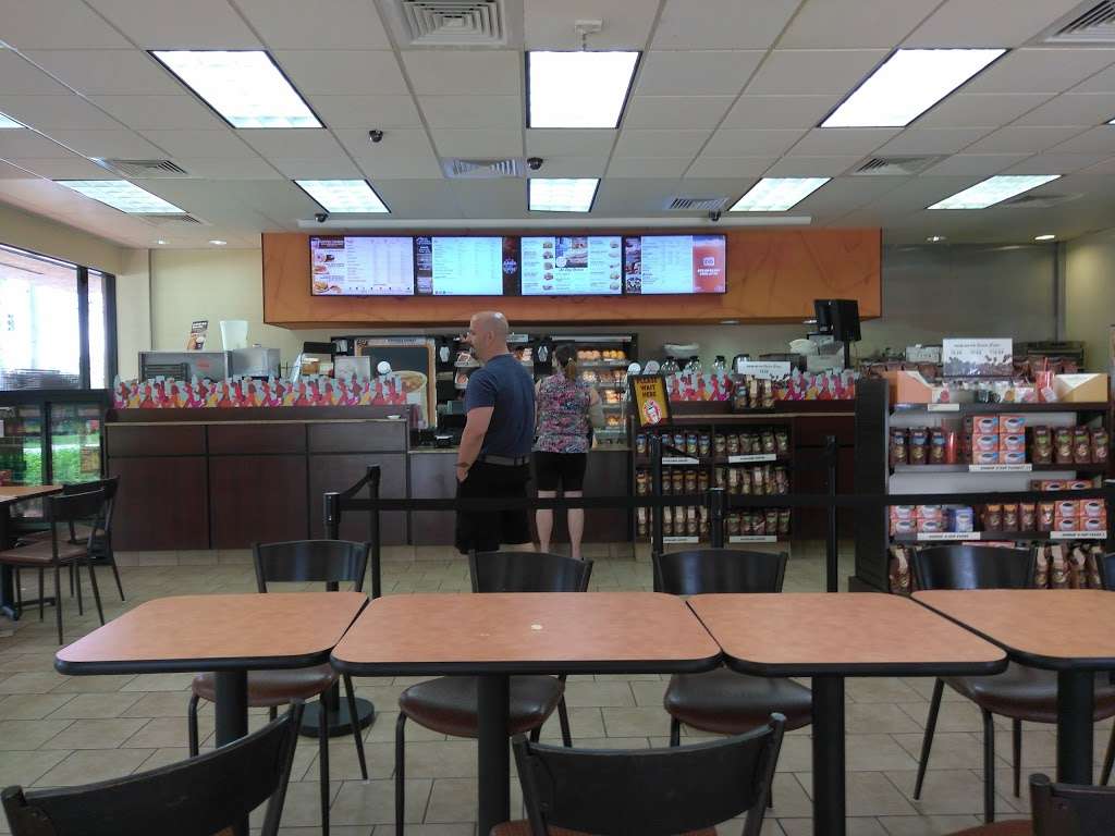 Dunkin Donuts | 7231 W Atlantic Ave, Delray Beach, FL 33446, USA | Phone: (561) 865-0029