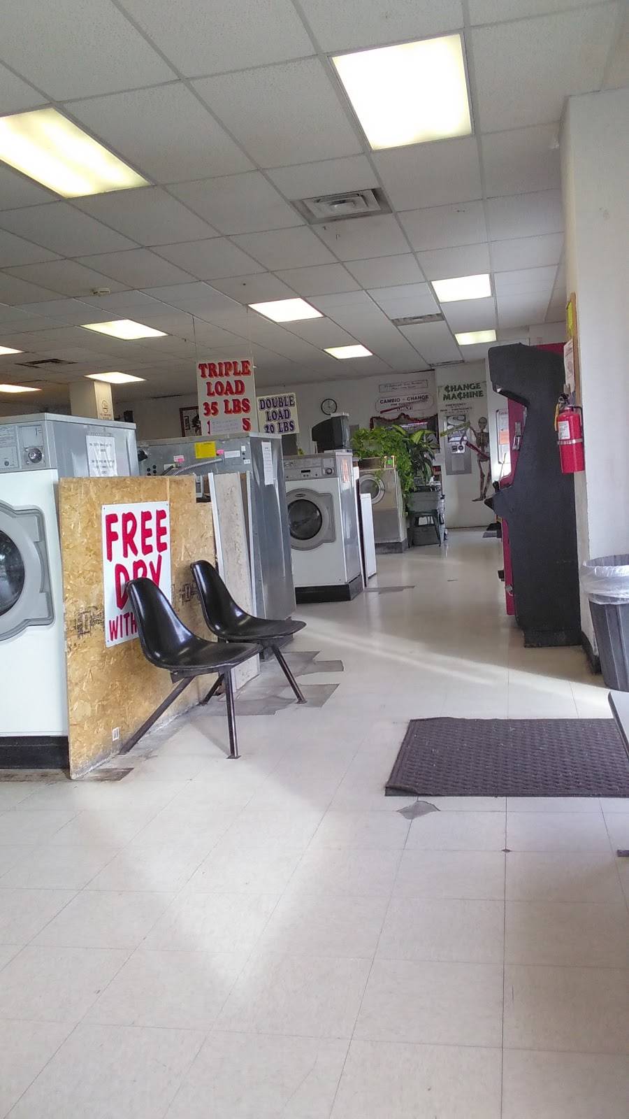 Laundry Quarters | 12901 Lomas Blvd NE, Albuquerque, NM 87112, USA | Phone: (505) 292-6463