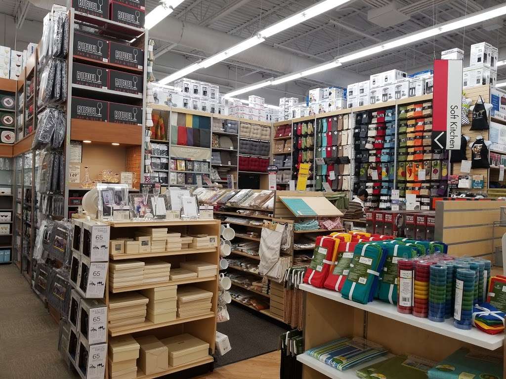 Bed Bath & Beyond | 704 South, IL-59, Naperville, IL 60540, USA | Phone: (630) 527-1909