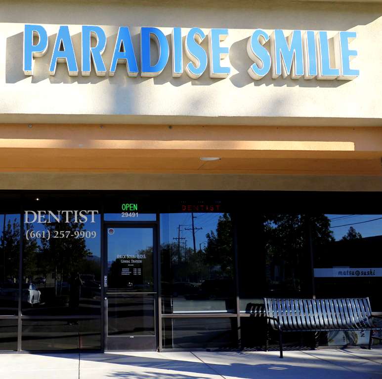 Paradise Smile | 29491 The Old Rd, Castaic, CA 91384, USA | Phone: (661) 257-9909