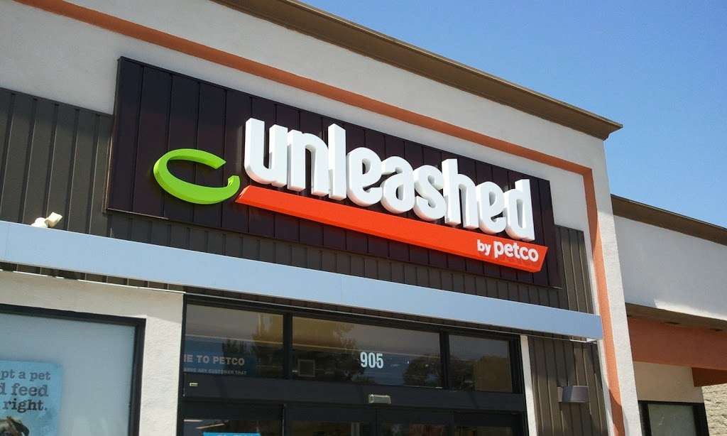 Unleashed by Petco | 905 W Foothill Blvd, Claremont, CA 91711, USA | Phone: (909) 399-9101