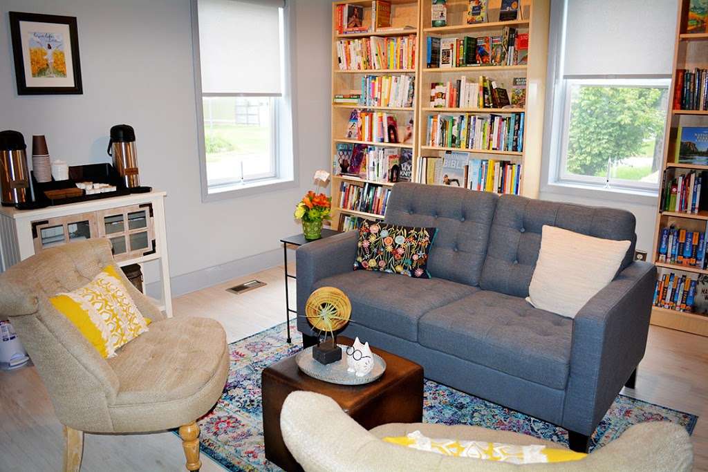 Turn the Page Books & Gifts | 149 N Walnut St, Westfield, IN 46074, USA | Phone: (317) 804-2363