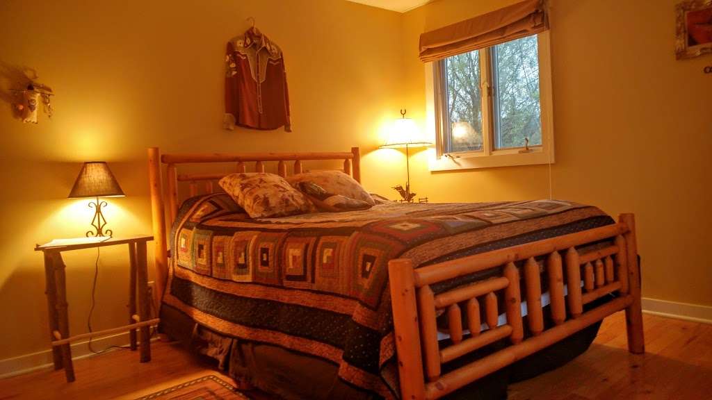 Harbert House Bed & Breakfast | 13827 S Prairie Rd, Harbert, MI 49115, USA | Phone: (269) 231-5111