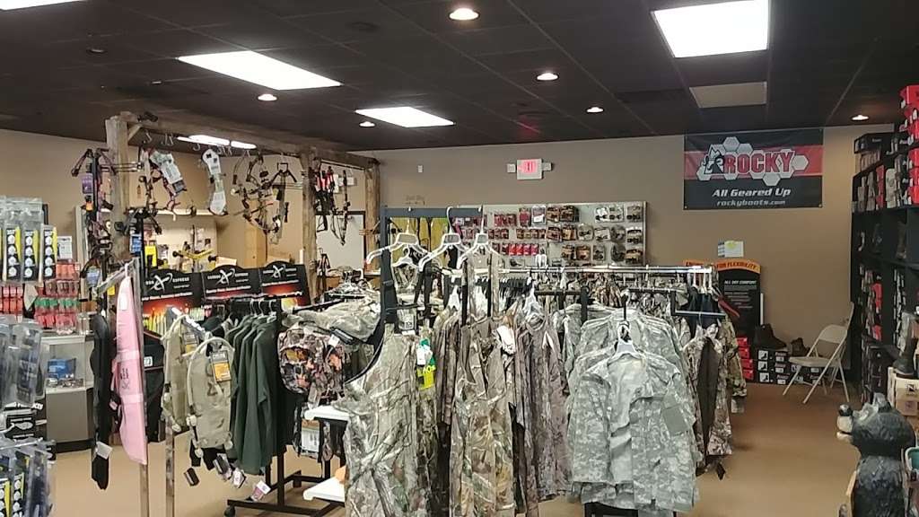 Lead Chunkers Sporting Goods | 229 E Main St, Rockwell, NC 28138, USA | Phone: (704) 209-0212