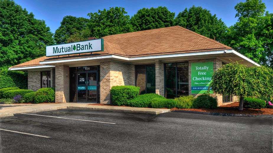 Mutual Bank Brockton East Banking Center | 656 Crescent St, Brockton, MA 02302, USA | Phone: (508) 586-0200