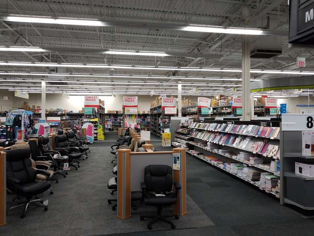 Staples | 58 Plaistow Rd, Plaistow, NH 03865, USA | Phone: (603) 382-3280