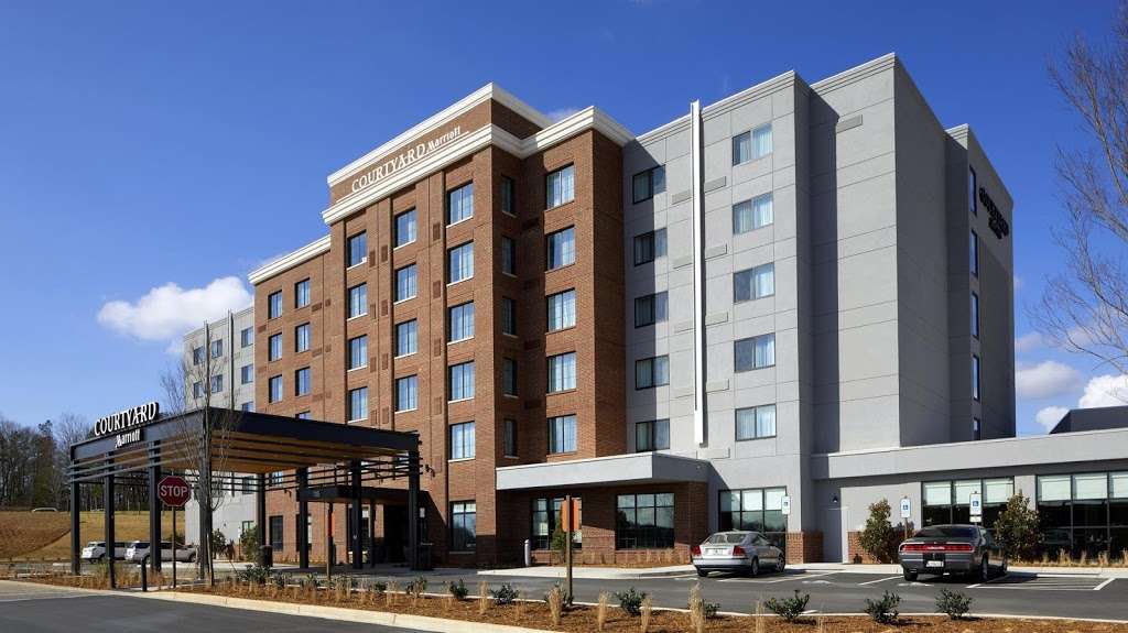 Courtyard by Marriott Charlotte Fort Mill, SC | 1385 Broadcloth Street, Fort Mill, SC 29715, USA | Phone: (803) 548-0156