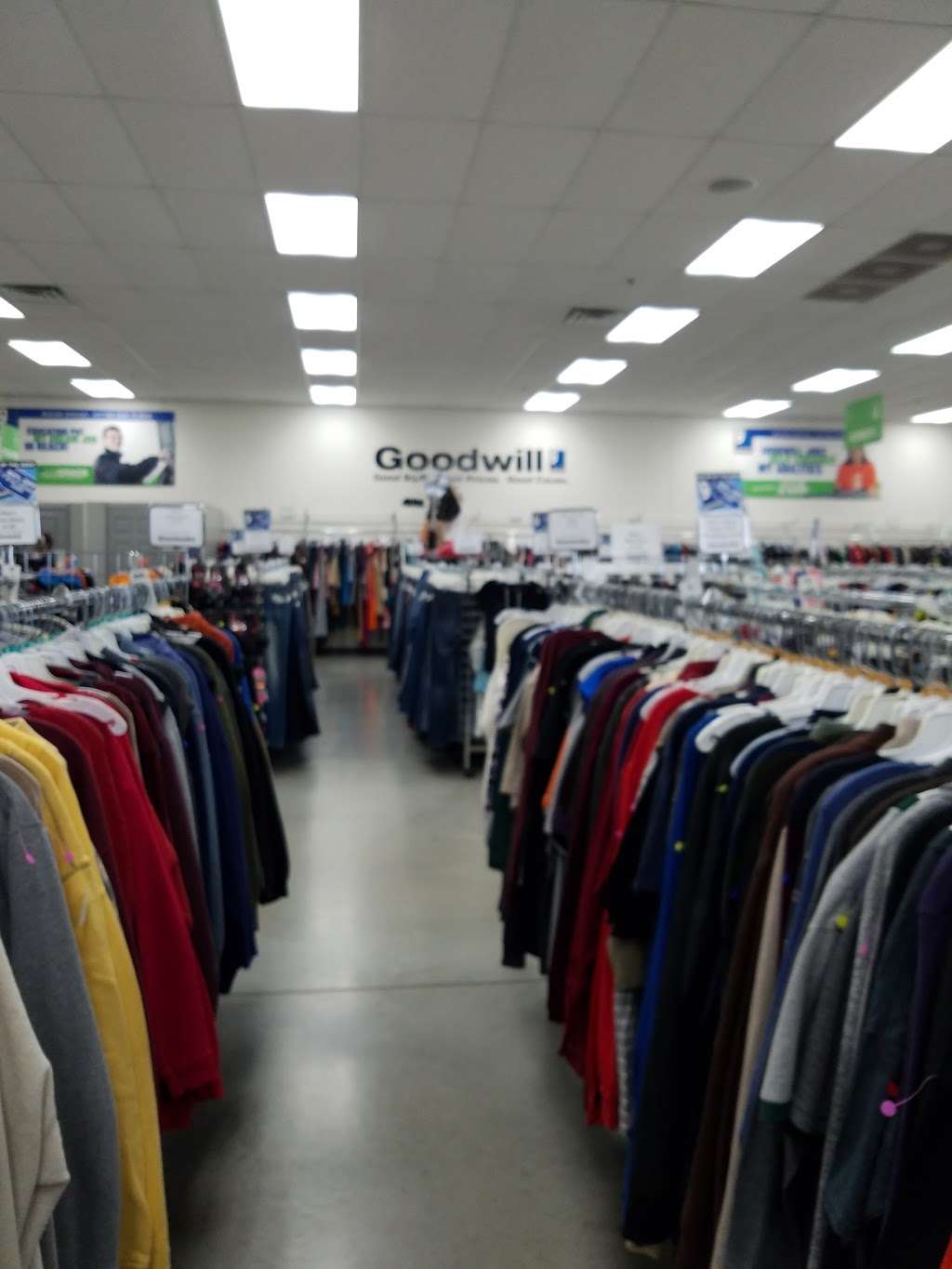 Goodwill Industries DeKalb | 1037 S Annie Glidden Rd, DeKalb, IL 60115, USA | Phone: (815) 756-4200