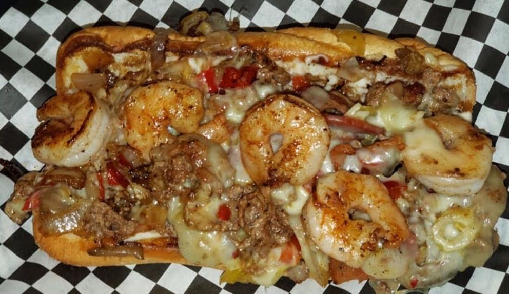 VonSubs Home of the Cardinal Cheese Steak | 6006 Shepherdsville Rd, Louisville, KY 40228, USA | Phone: (502) 299-8479