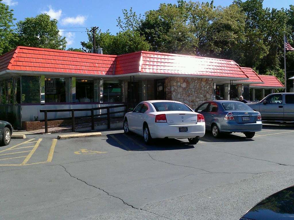 Columbia Diner | 1725 Columbia Ave, Lancaster, PA 17603, USA | Phone: (717) 392-8371