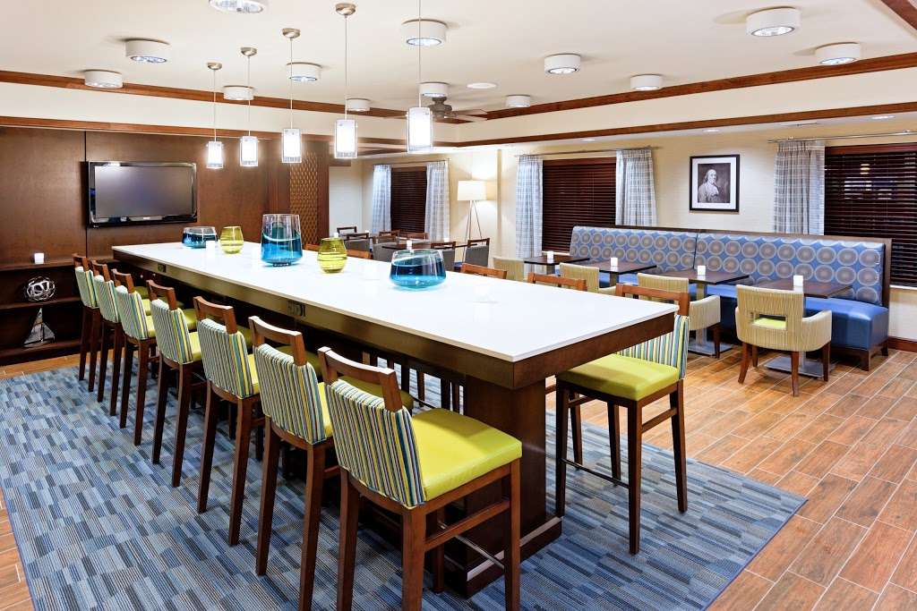 Hampton Inn Franklin/Milford | 735 Union Street, Franklin, MA 02038, USA | Phone: (508) 520-2999