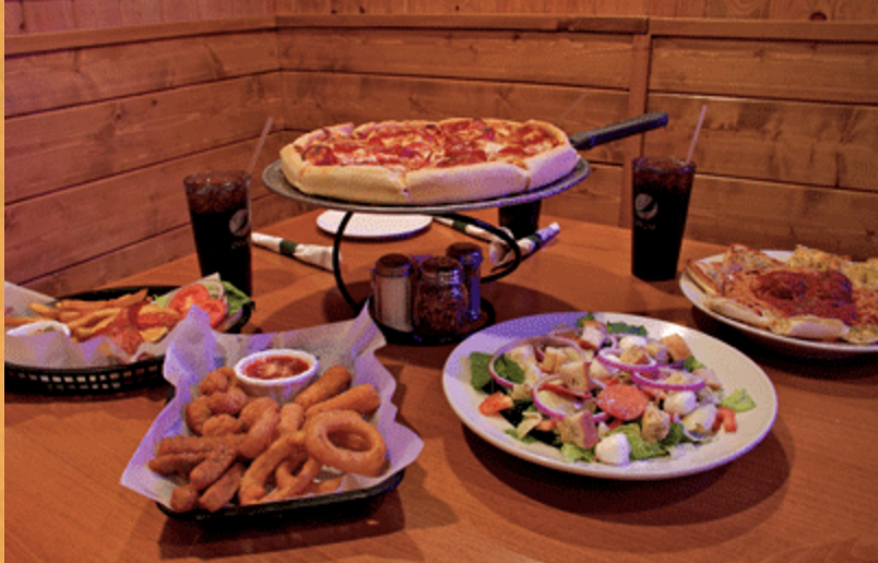 Charlie Foxs Pizzeria & Eatery | 3341 W Main St, St. Charles, IL 60175, USA | Phone: (630) 443-8888