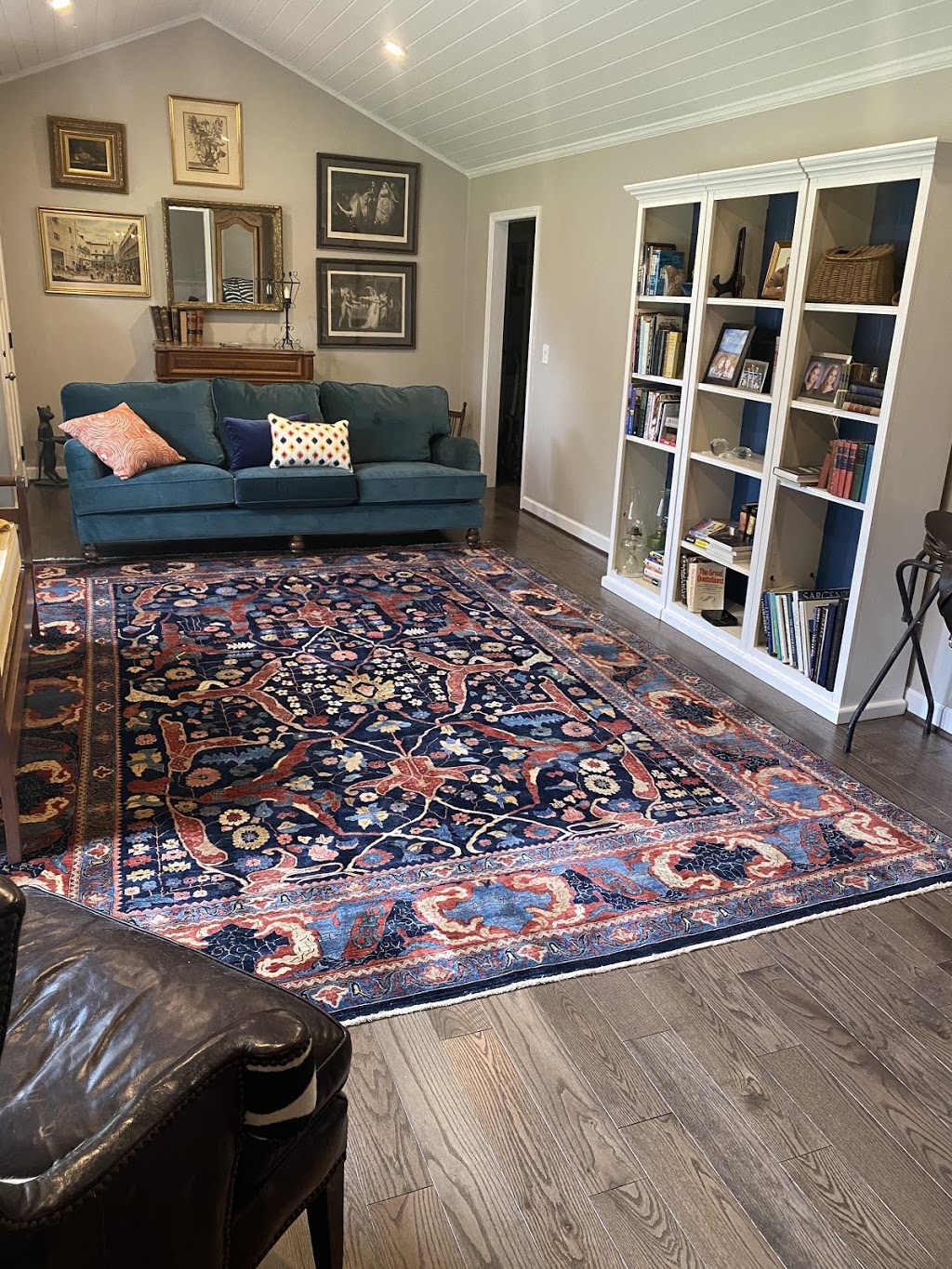 Oriental Rug Cleaning, Repairing, and Restoration | 8121 Wornall Rd, Kansas City, MO 64114 | Phone: (816) 363-0700