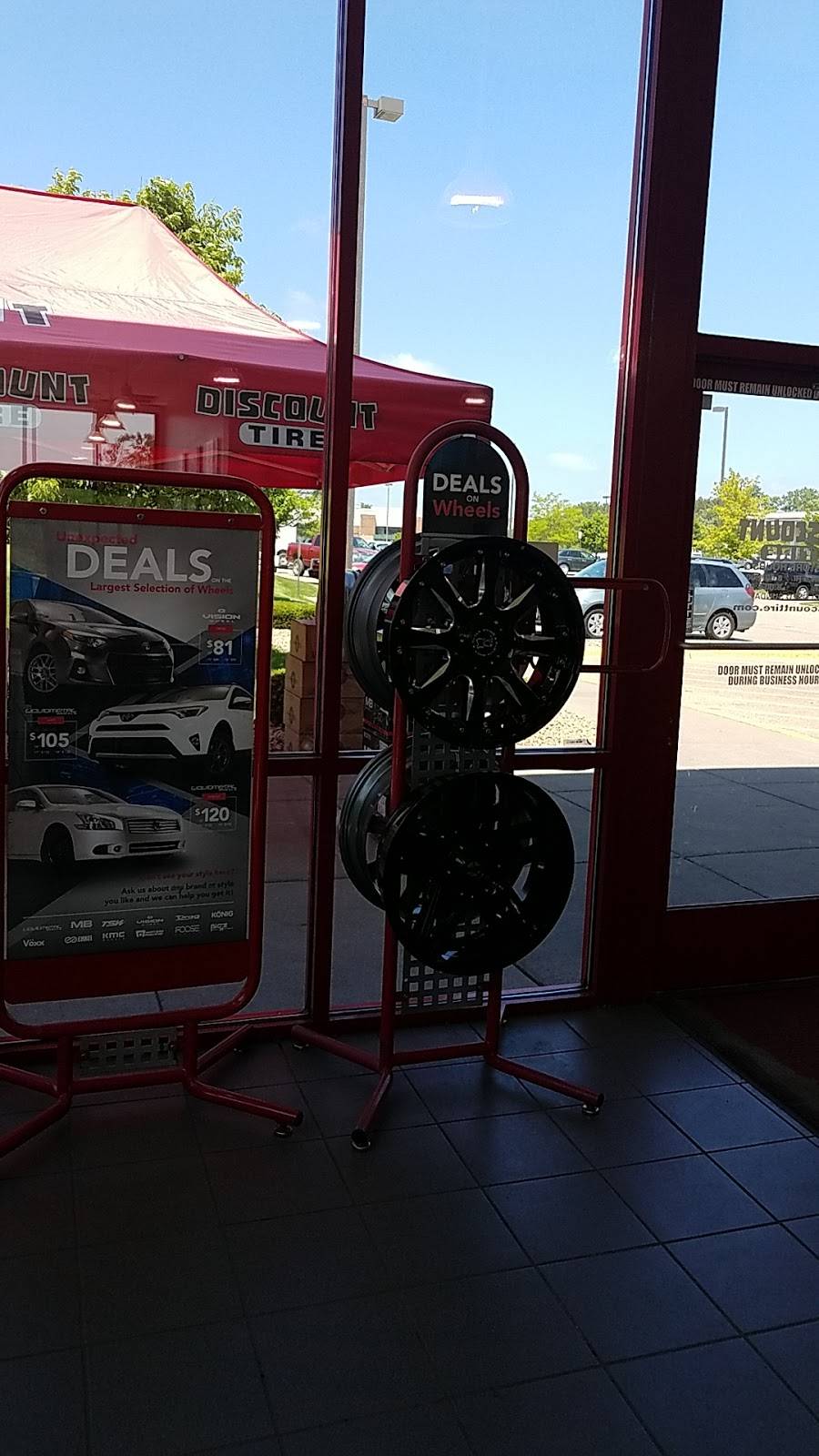 Discount Tire | 9101 Broderick Blvd, Inver Grove Heights, MN 55076, USA | Phone: (651) 306-0101