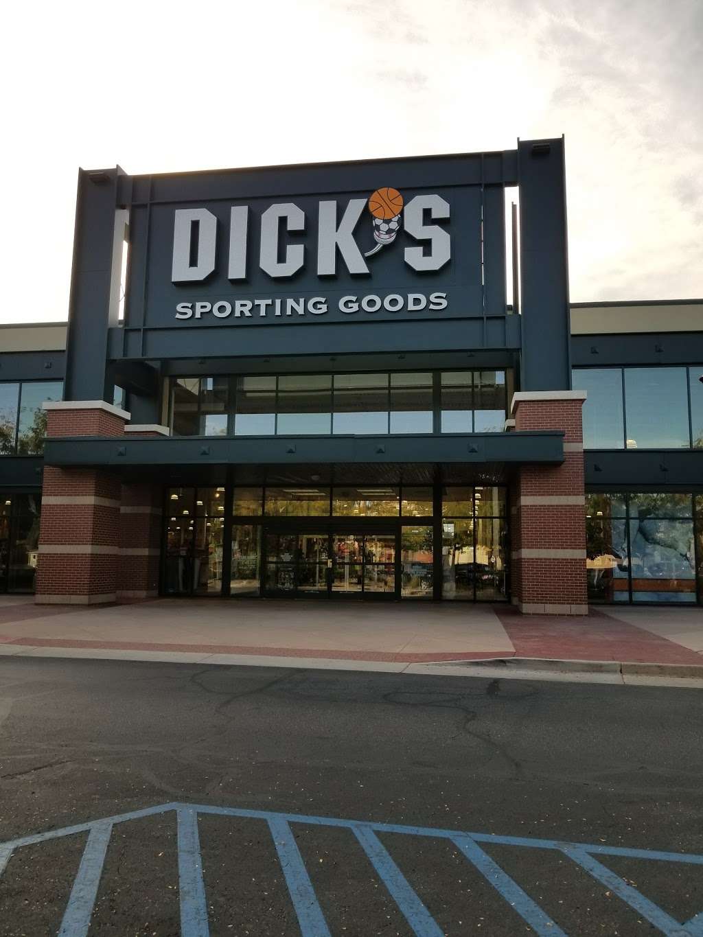 DICKS Sporting Goods | 5875 Sky Pond Dr, Loveland, CO 80537, USA | Phone: (970) 461-9762