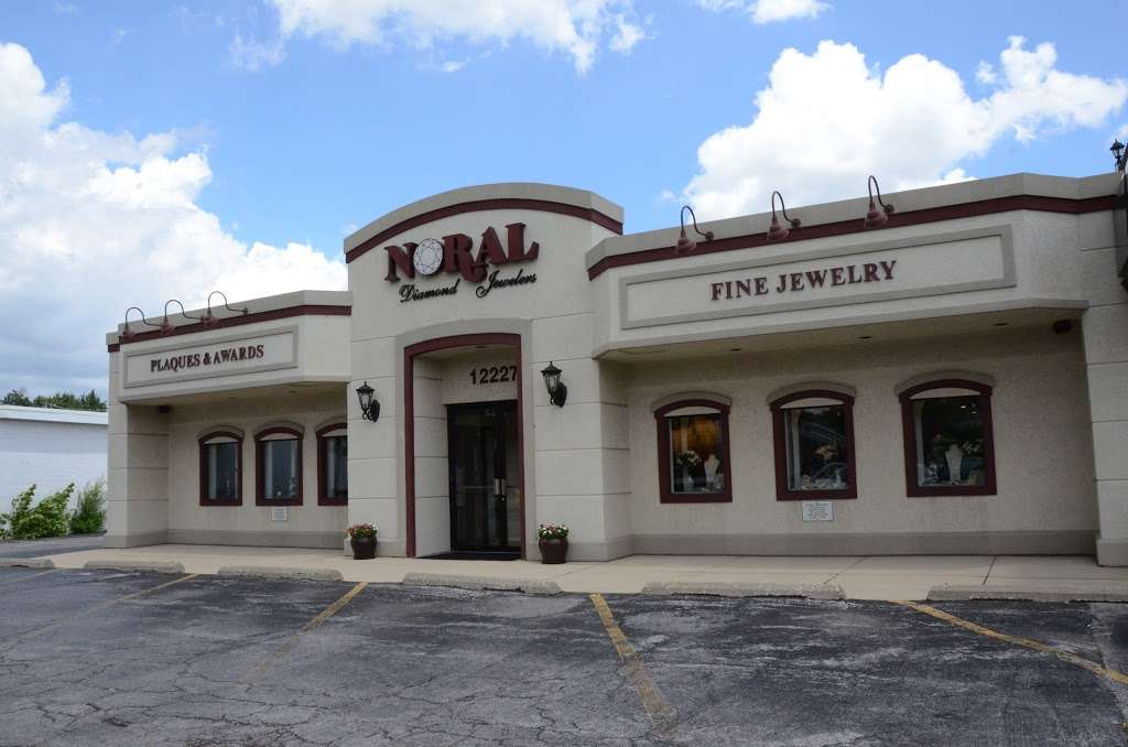 Noral Jewelers & Mineral Art Gallery | 12227 S Harlem Ave, Palos Heights, IL 60463, USA | Phone: (708) 361-0700