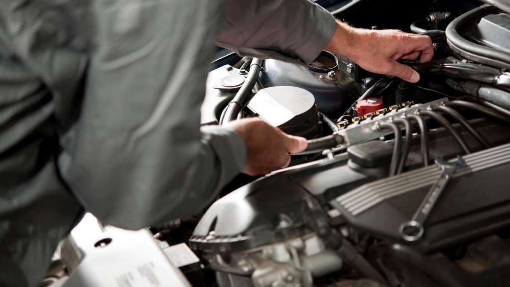 Volkers Auto Repair | 7953 Mission Gorge Rd, Santee, CA 92071, USA | Phone: (619) 448-6216