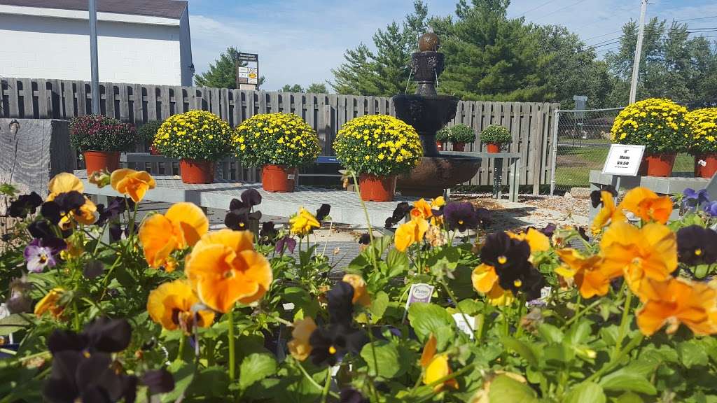 Natures Choice Landscape, Garden Center & Growing Image | 3760 S Green St, Brownsburg, IN 46112, USA | Phone: (317) 852-2647