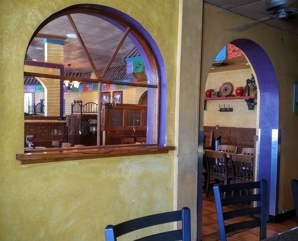 Tequila Harrys Mexican Restaurant | 11817 College Blvd, Overland Park, KS 66210, USA | Phone: (913) 469-6644
