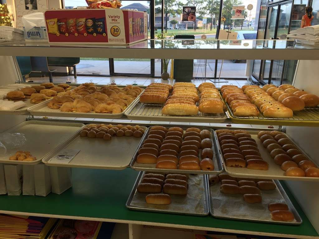 Mr Donut & Kolaches | 9522 Huffmeister Rd, Houston, TX 77095 | Phone: (281) 463-1200