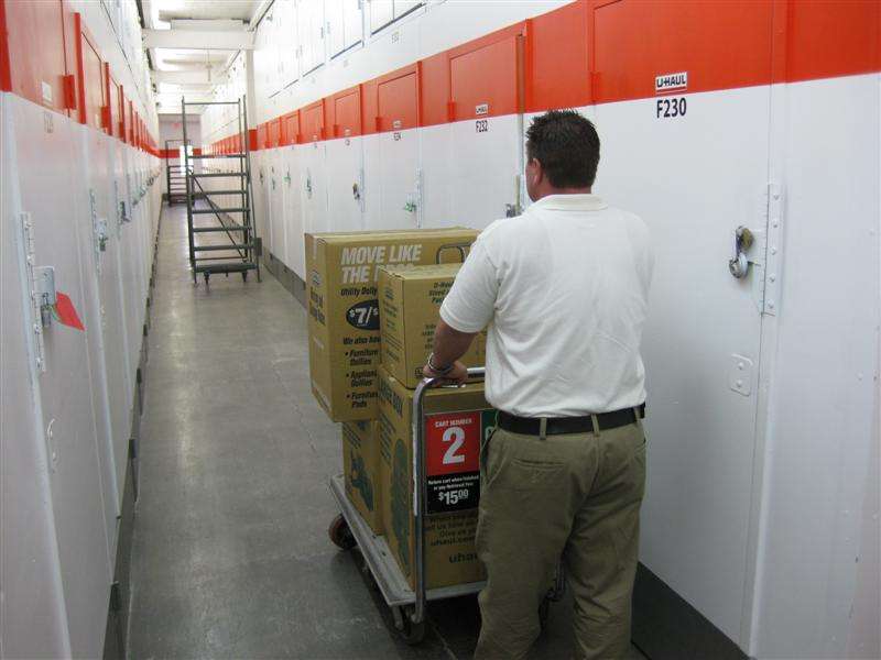 U-Haul Moving & Storage at Boulder Hwy | 5316 Boulder Hwy, Las Vegas, NV 89122 | Phone: (702) 435-7555