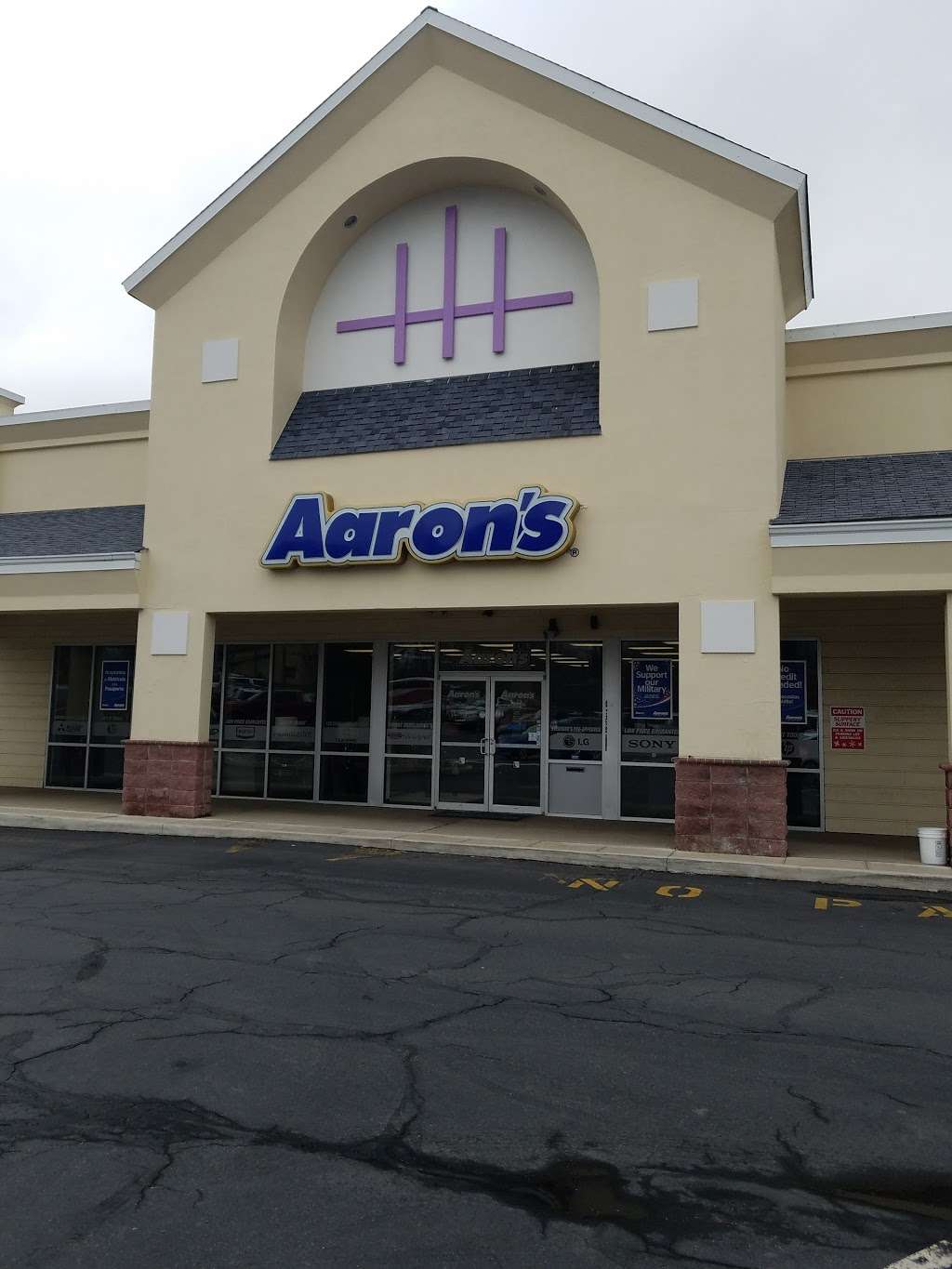 Aarons | 674 PA-196 Ste 15, Tobyhanna, PA 18466 | Phone: (570) 894-7700